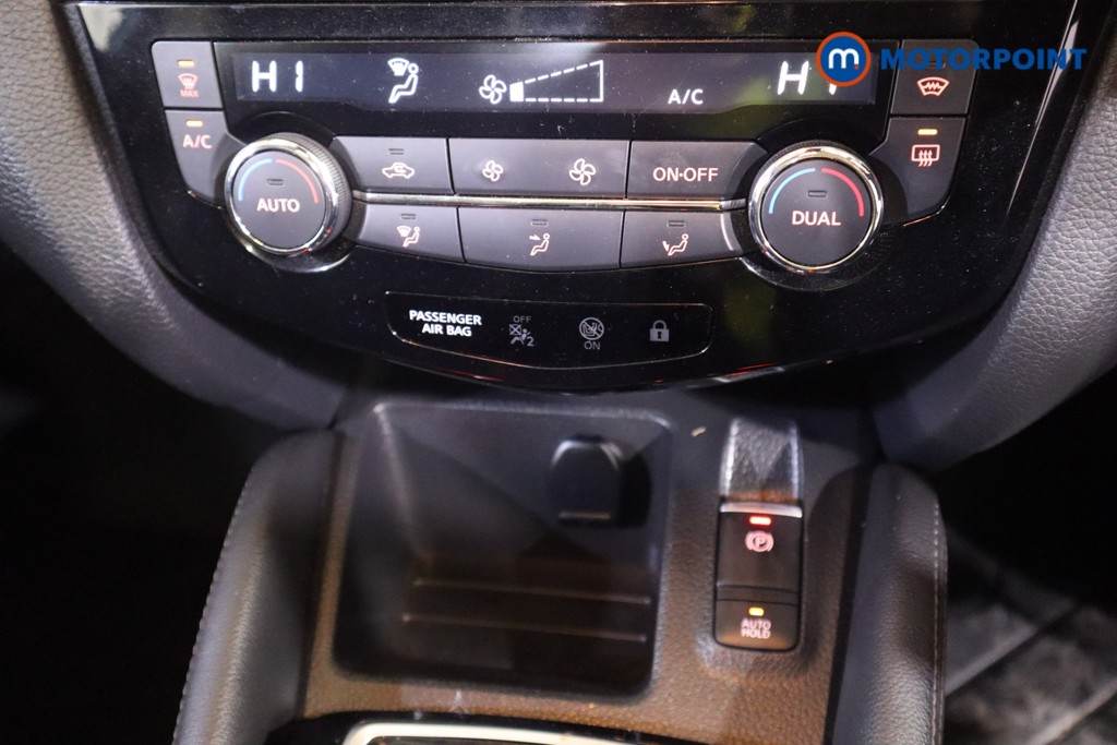 Nissan Qashqai Tekna Automatic Diesel SUV - Stock Number (1593220) - 22nd supplementary image