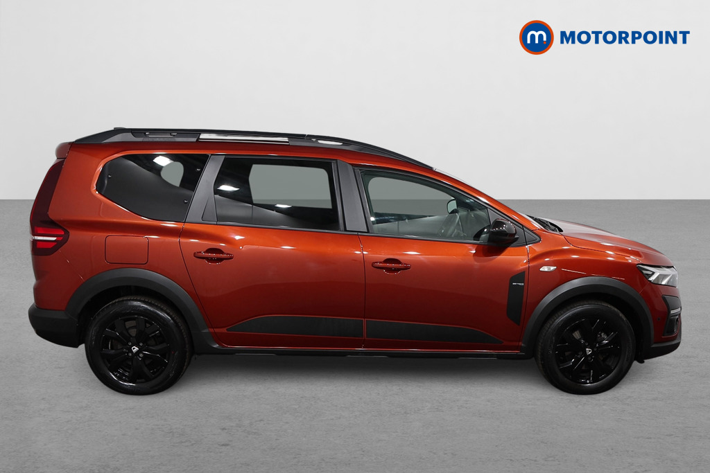 Dacia Jogger Extreme Se Manual Petrol People Carrier - Stock Number (1593753) - Drivers side