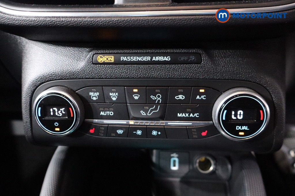 Ford Focus Active X Automatic Diesel Hatchback - Stock Number (1594055) - 16th supplementary image