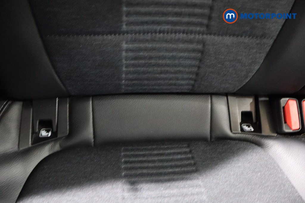 Ford Focus Active X Automatic Diesel Hatchback - Stock Number (1594055) - 30th supplementary image