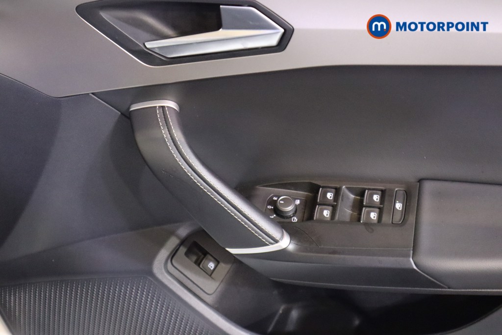 Seat Leon Xcellence Automatic Petrol Plug-In Hybrid Hatchback - Stock Number (1594370) - 14th supplementary image