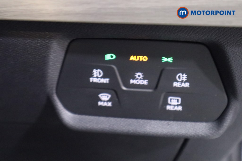 Seat Leon Xcellence Automatic Petrol Plug-In Hybrid Hatchback - Stock Number (1594370) - 16th supplementary image