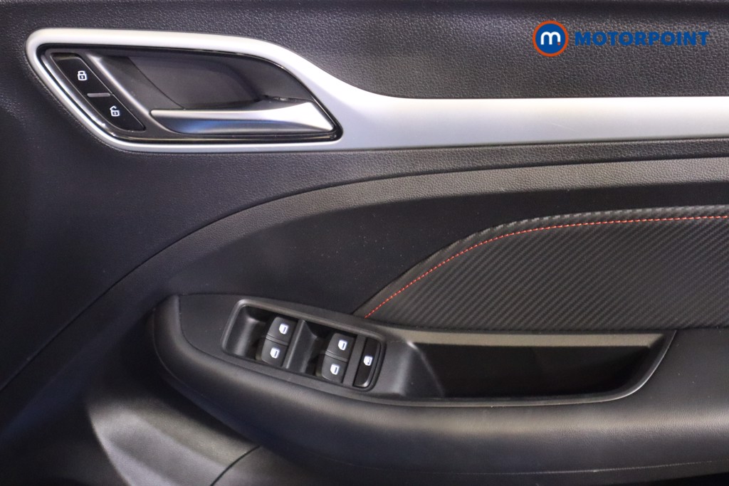 Mg Motor Uk ZS Exclusive Manual Petrol SUV - Stock Number (1594464) - 14th supplementary image