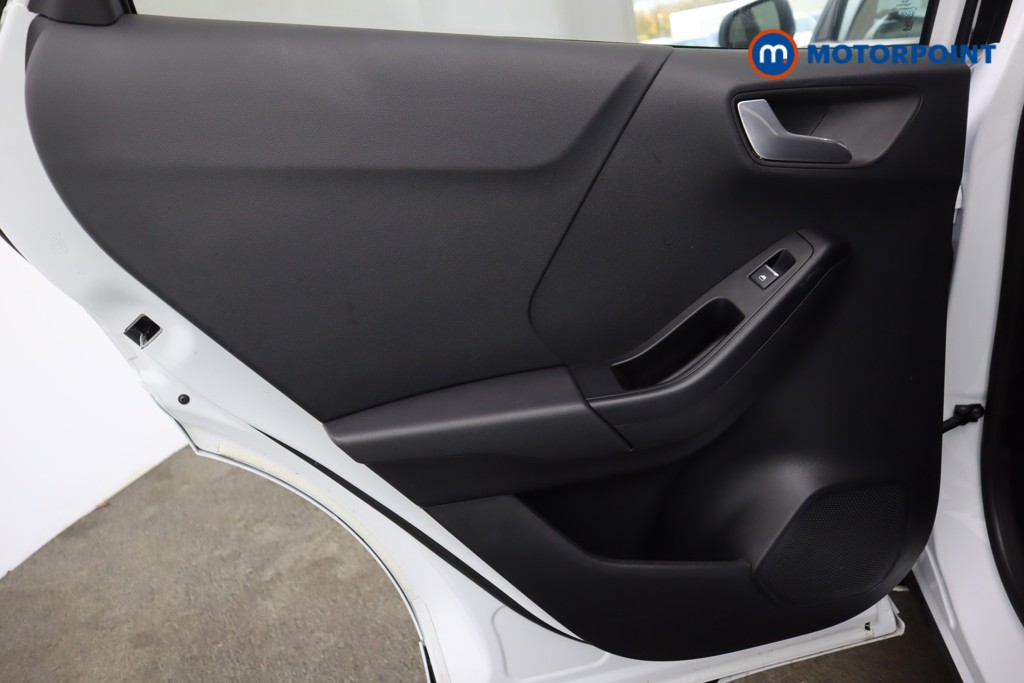 Ford Puma St-Line X Manual Petrol SUV - Stock Number (1568942) - 32nd supplementary image