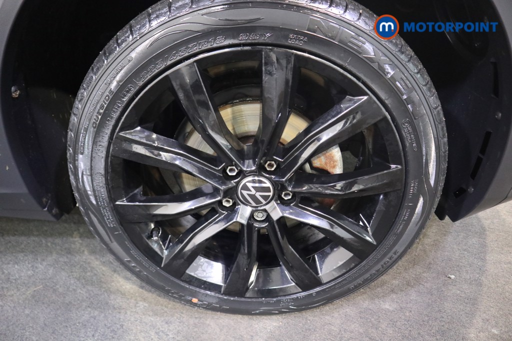 Volkswagen T-Roc Black Edition Manual Petrol SUV - Stock Number (1574639) - 21st supplementary image