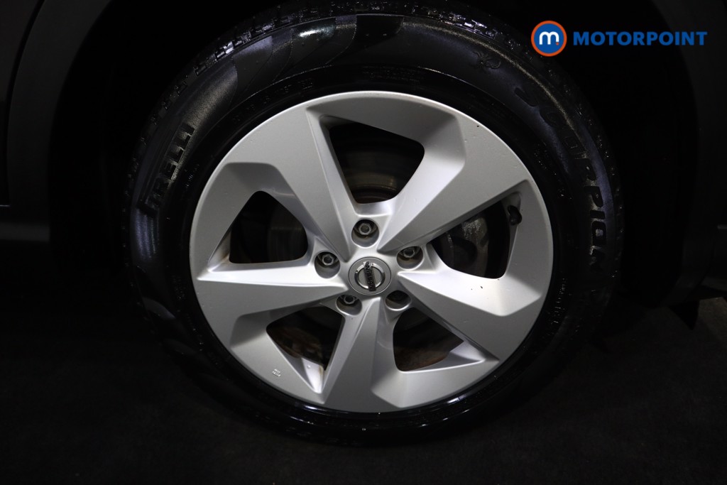 Nissan Qashqai Acenta Premium Manual Diesel SUV - Stock Number (1581580) - 19th supplementary image