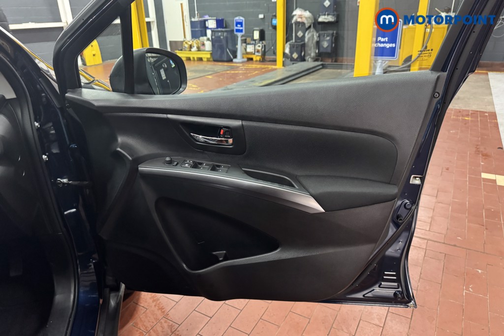 Suzuki S-Cross Motion Automatic Petrol-Electric Hybrid SUV - Stock Number (1582021) - 7th supplementary image