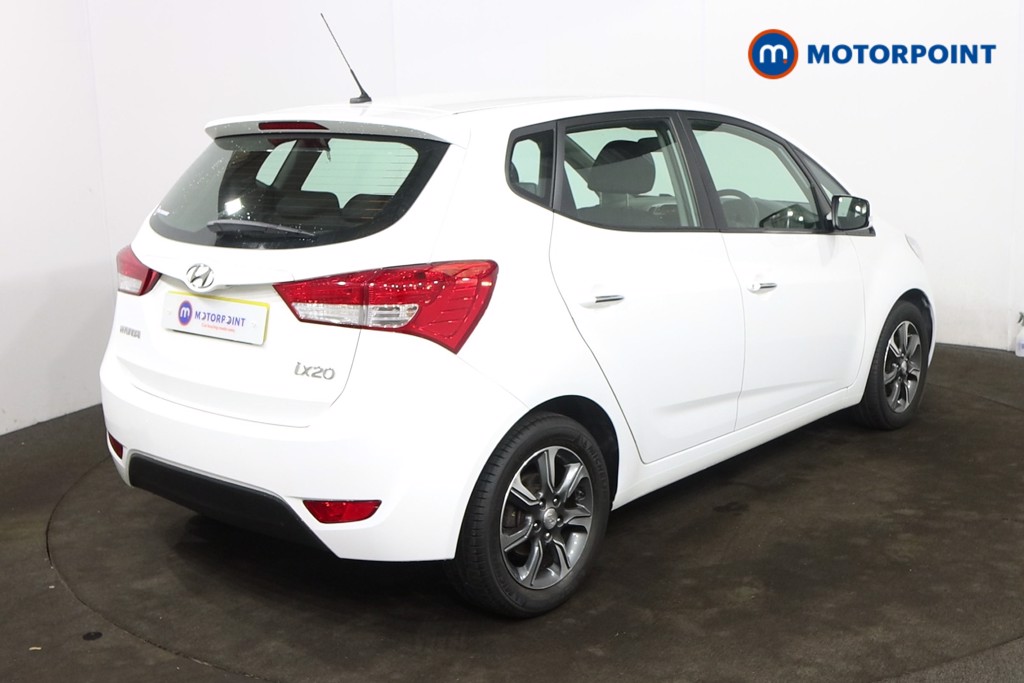 Hyundai Ix20 Se Nav Manual Diesel People Carrier - Stock Number (1584291) - Drivers side rear corner