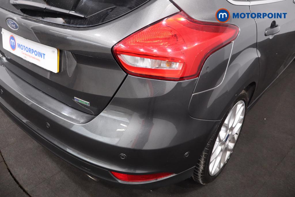 Ford Focus Titanium X Manual Petrol Hatchback - Stock Number (1584972) - 14th supplementary image