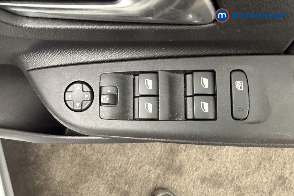 Vauxhall Corsa Elite Edition Manual Petrol Hatchback - Stock Number (1585473) - 17th supplementary image