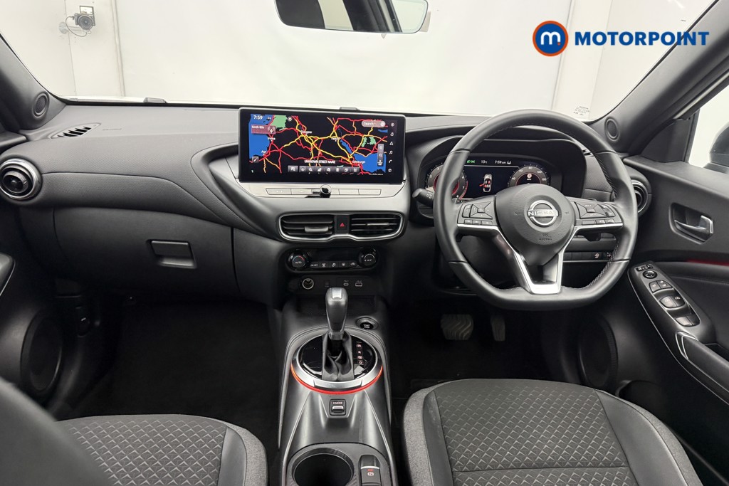 Nissan Juke N-Connecta Automatic Petrol SUV - Stock Number (1586434) - 1st supplementary image