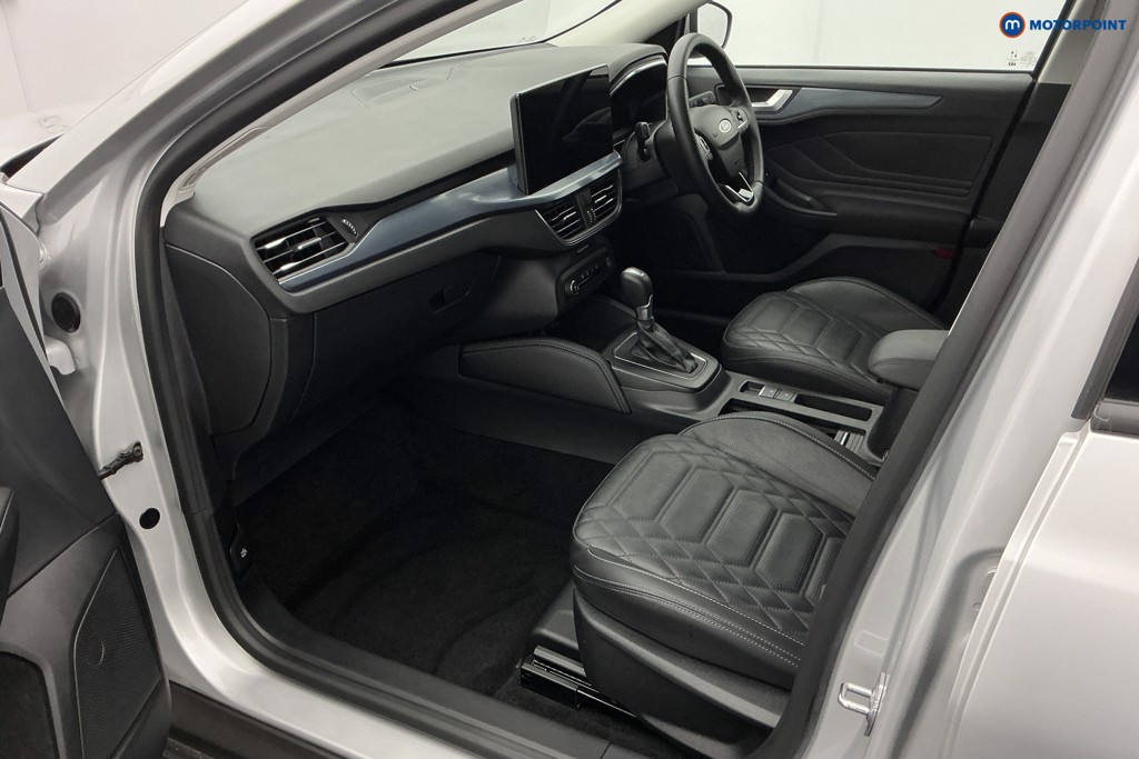 Ford Focus Active X Automatic Petrol Hatchback - Stock Number (1586936) - 9th supplementary image