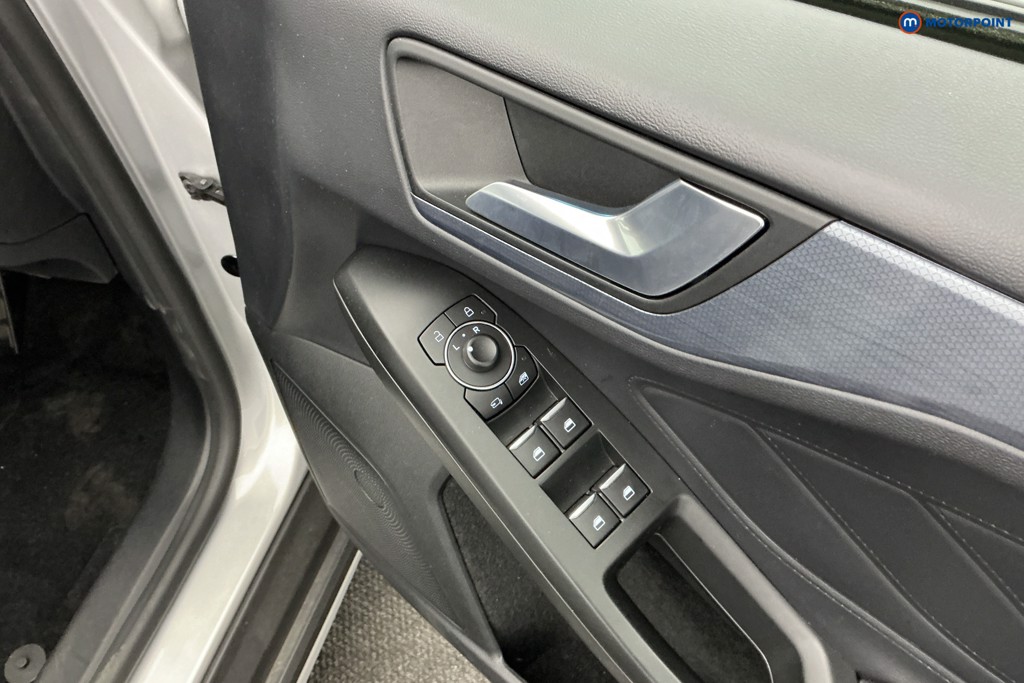 Ford Focus Active X Automatic Petrol Hatchback - Stock Number (1586936) - 17th supplementary image