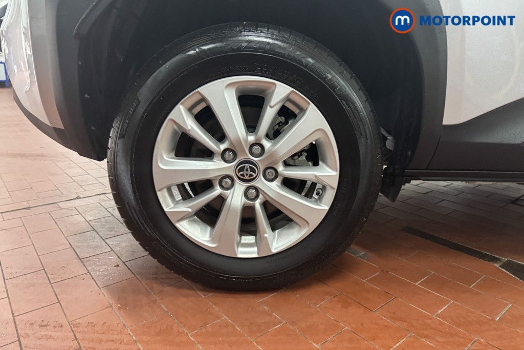 Toyota Yaris Cross Icon Automatic Petrol-Electric Hybrid Estate - Stock Number (1587244) - 3rd supplementary image