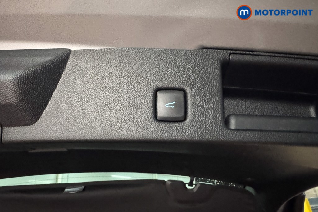 Ford Kuga Titanium Edition Automatic Diesel SUV - Stock Number (1588700) - 24th supplementary image