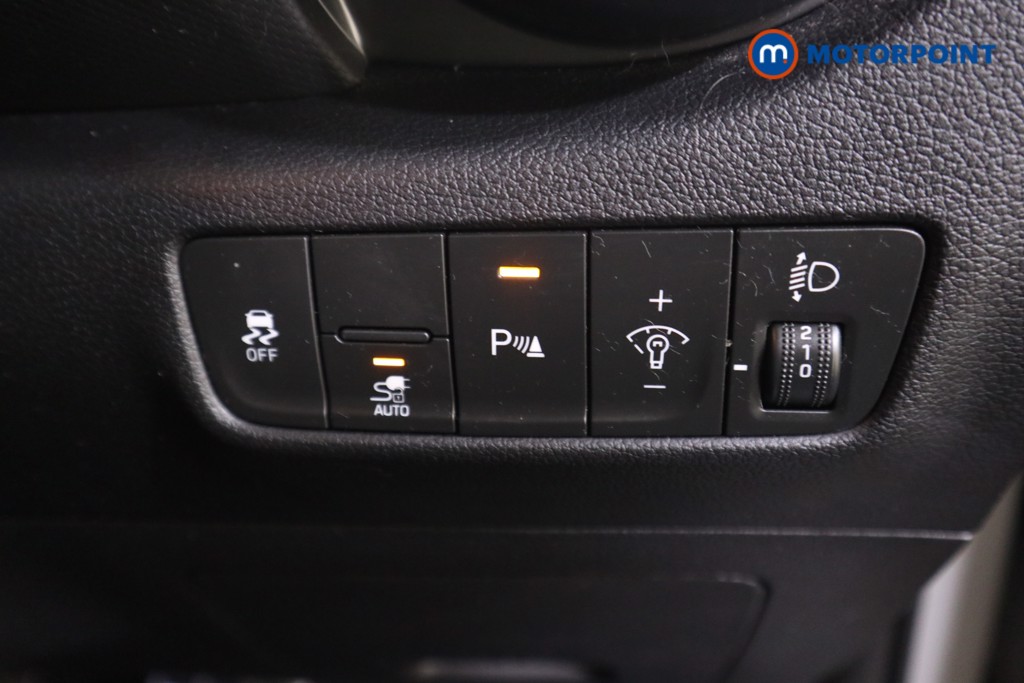 Hyundai Kona Premium Automatic Electric SUV - Stock Number (1588902) - 10th supplementary image