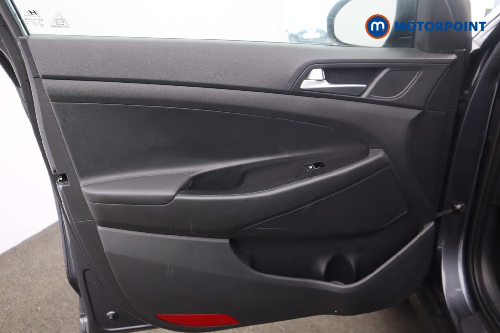 Hyundai Tucson Se Nav Manual Petrol SUV - Stock Number (1589140) - 32nd supplementary image