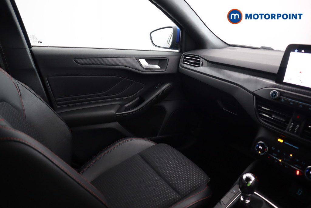 Ford Focus St-Line X Manual Petrol Hatchback - Stock Number (1589228) - 20th supplementary image