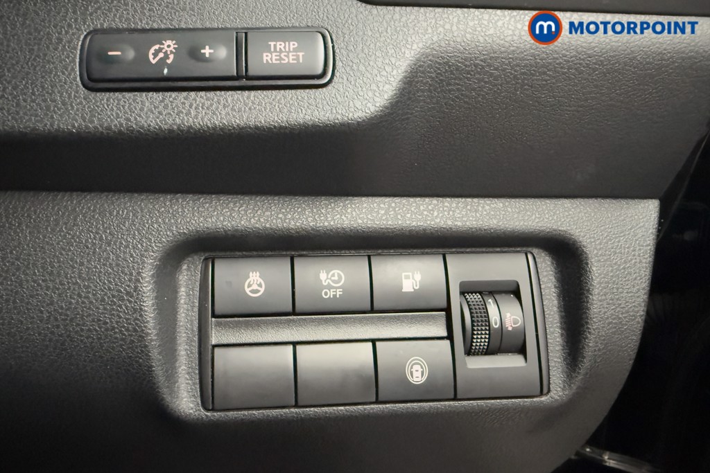 Nissan Leaf N-Connecta Automatic Electric Hatchback - Stock Number (1589309) - 16th supplementary image