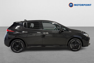 Nissan Leaf N-Connecta Automatic Electric Hatchback - Stock Number (1589309) - Drivers side