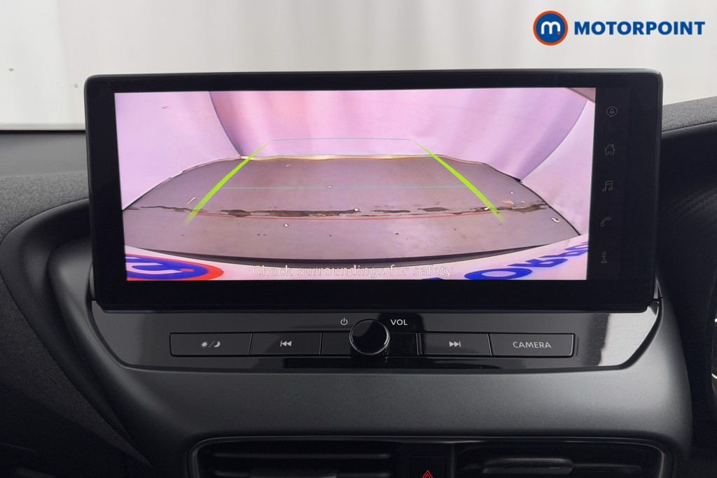 Nissan Juke Acenta Premium Manual Petrol SUV - Stock Number (1589350) - 9th supplementary image