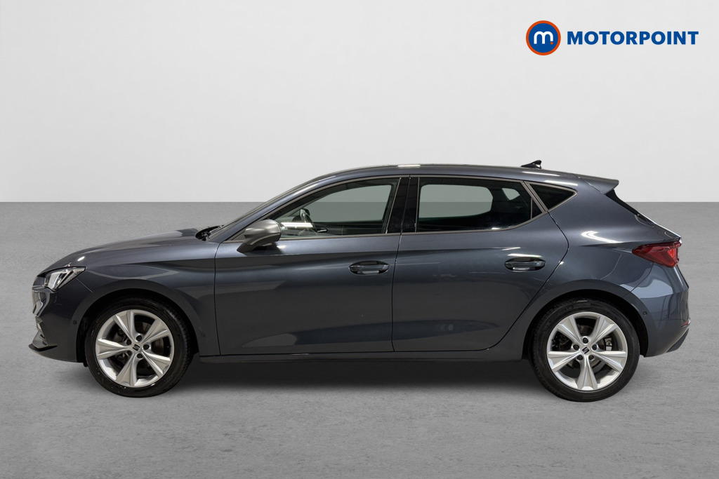 Seat Leon FR Manual Petrol Hatchback - Stock Number (1589575) - Passenger side