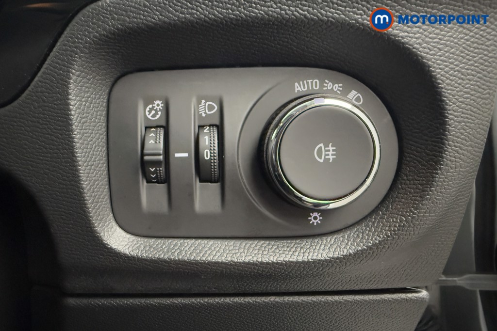 Vauxhall Corsa Design Automatic Petrol Hatchback - Stock Number (1590265) - 15th supplementary image