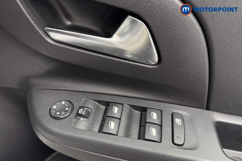 Vauxhall Corsa Design Automatic Petrol Hatchback - Stock Number (1590273) - 16th supplementary image