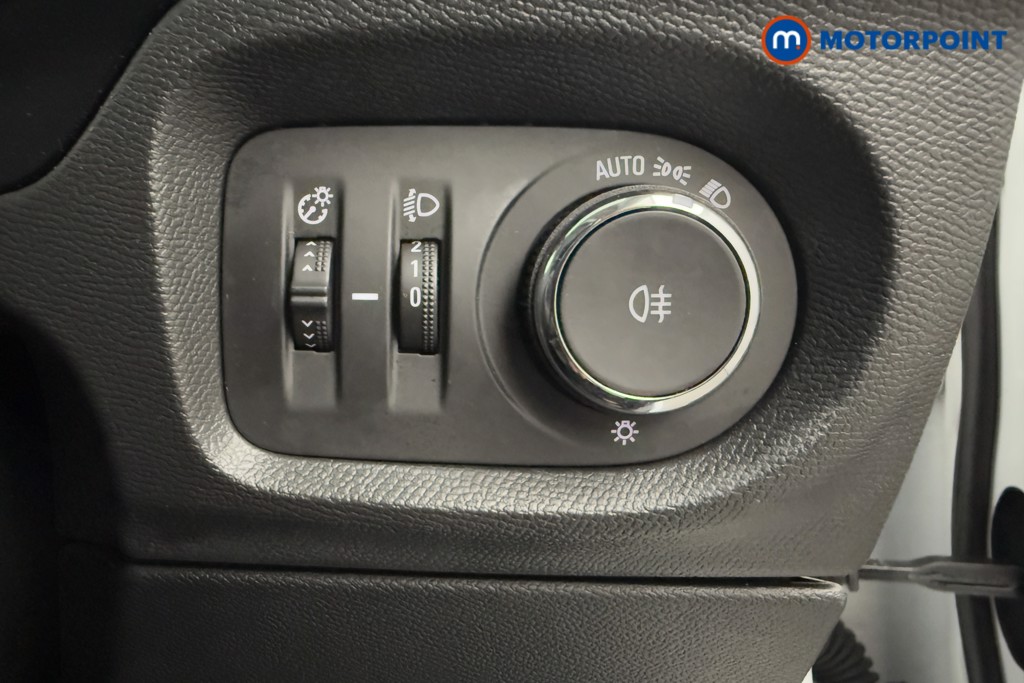 Vauxhall Corsa Design Automatic Petrol Hatchback - Stock Number (1590281) - 14th supplementary image