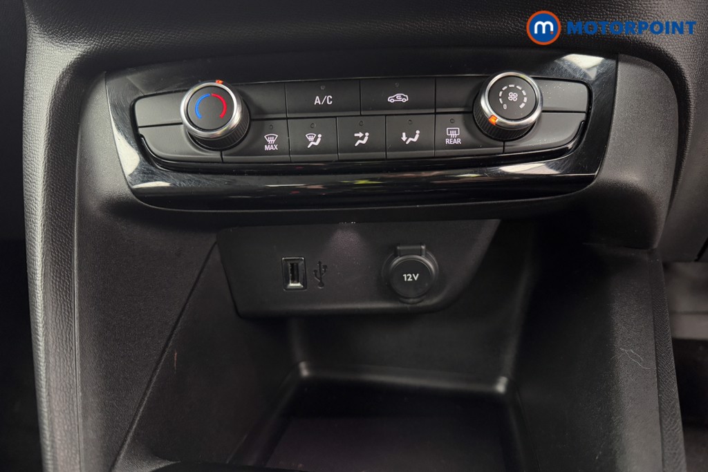 Vauxhall Corsa Design Automatic Petrol Hatchback - Stock Number (1590288) - 9th supplementary image