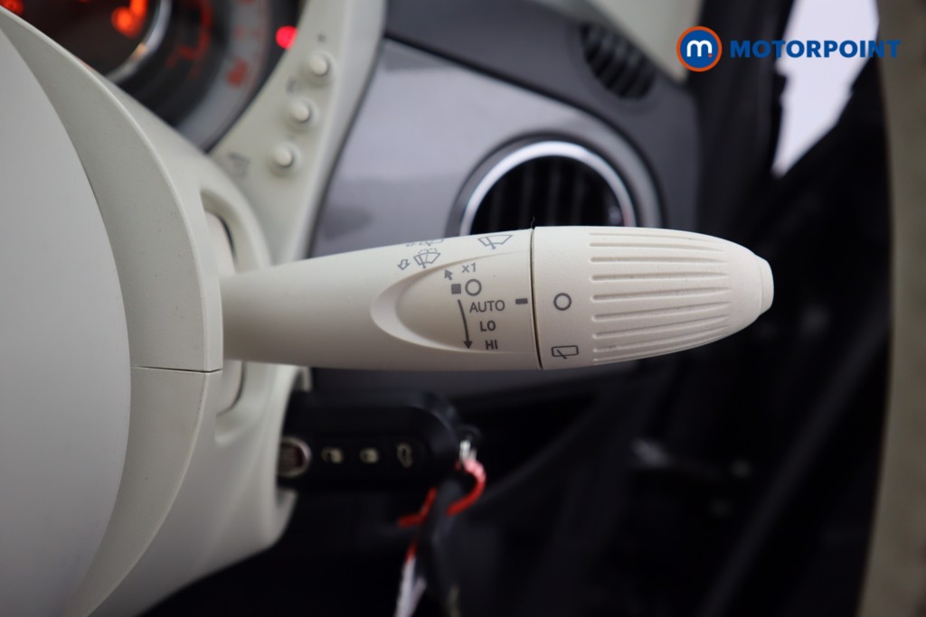 Fiat 500 Dolcevita Manual Petrol Hatchback - Stock Number (1590418) - 5th supplementary image