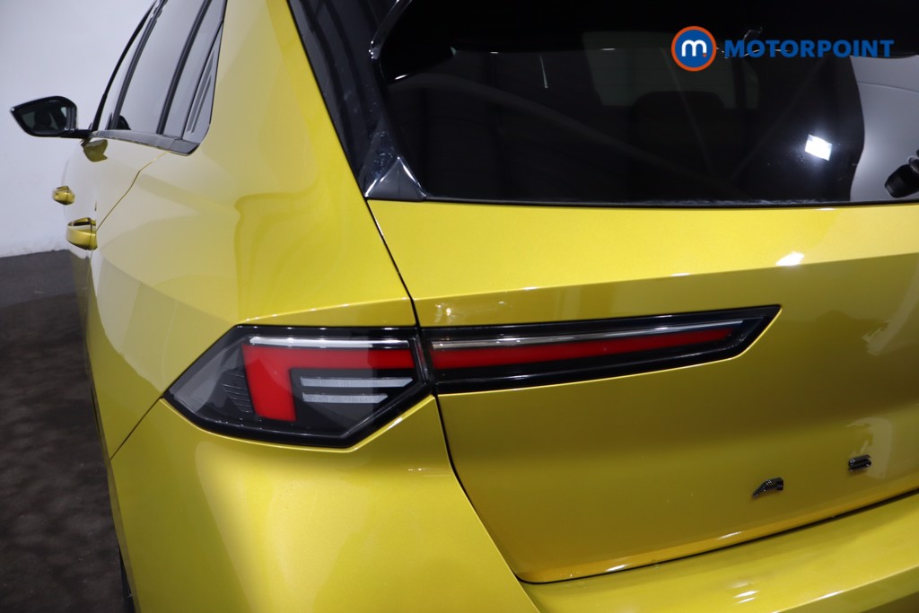 Vauxhall Astra Gs Line Automatic Petrol Hatchback - Stock Number (1590488) - 35th supplementary image