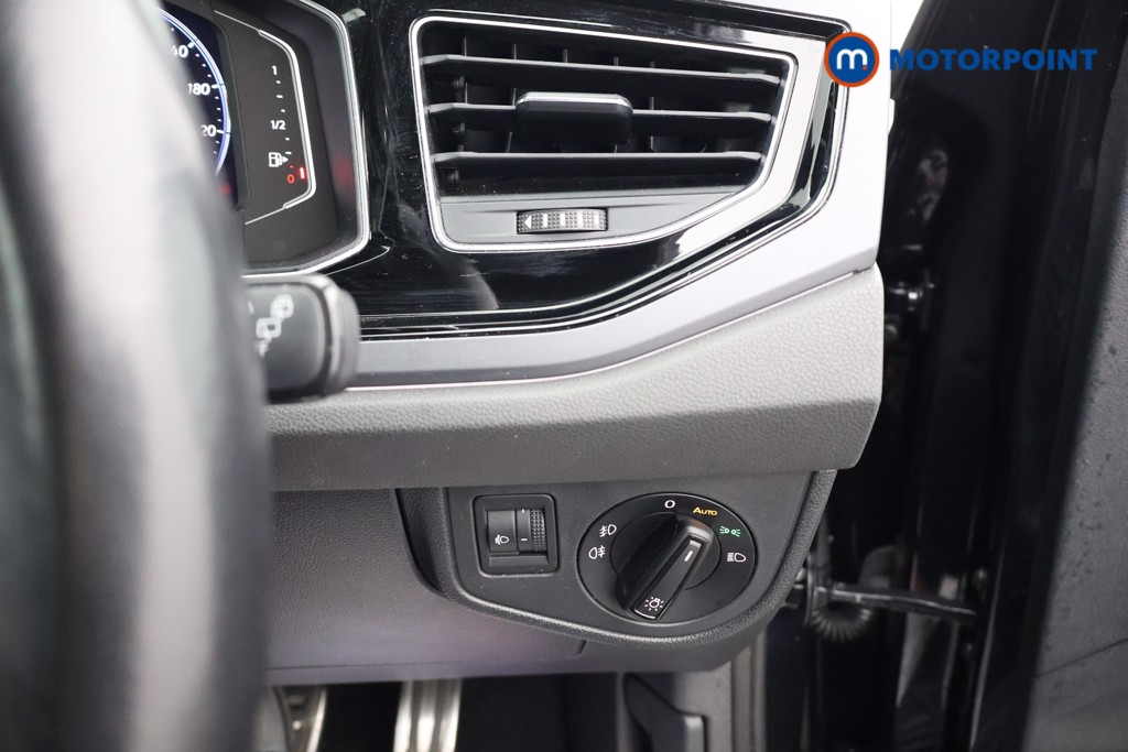 Volkswagen Taigo R-Line Automatic Petrol SUV - Stock Number (1590609) - 7th supplementary image