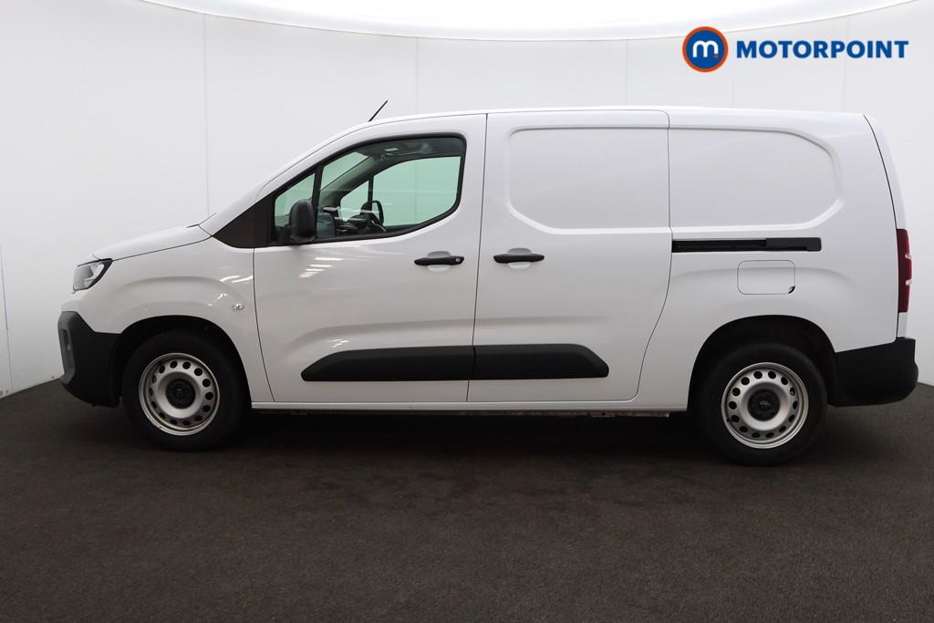 Peugeot Partner Professional Manual Diesel Panel Van - Stock Number (1591101) - Passenger side