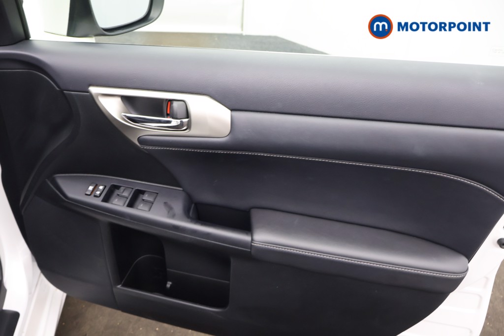 Lexus CT Luxury Automatic Petrol-Electric Hybrid Hatchback - Stock Number (1591535) - 15th supplementary image