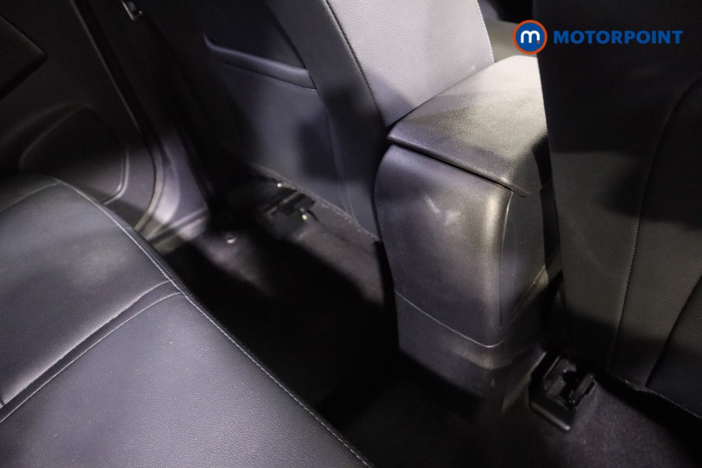 Ford Ecosport Active Manual Petrol SUV - Stock Number (1591791) - 20th supplementary image