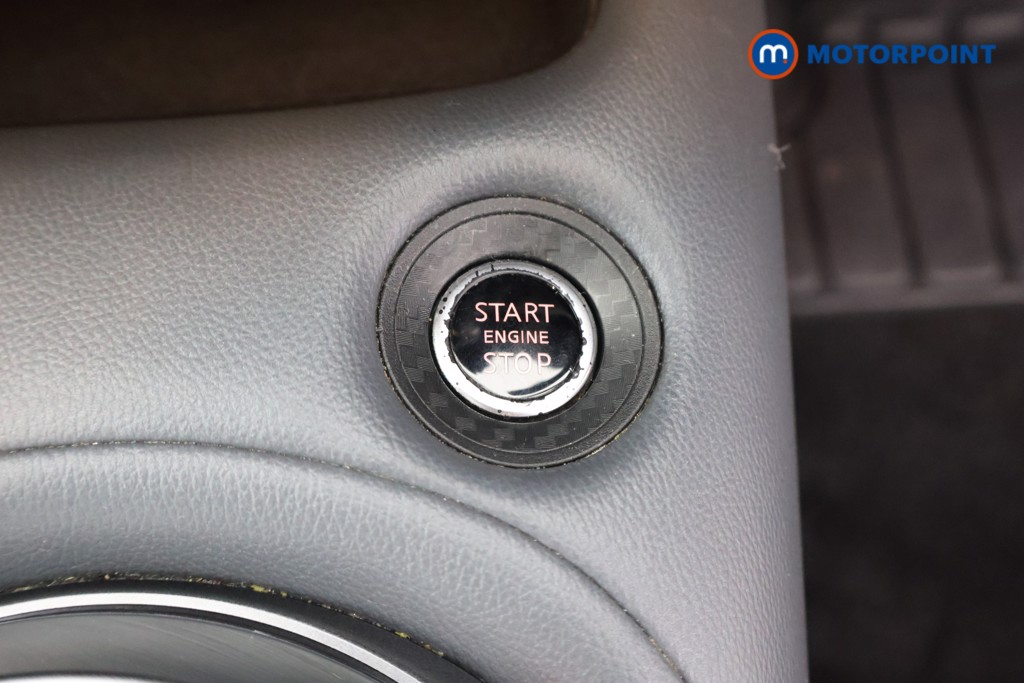 Nissan Juke Tekna Manual Petrol SUV - Stock Number (1591992) - 11th supplementary image