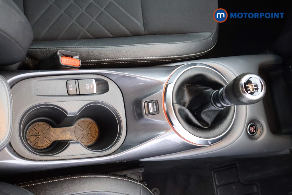 Nissan Juke Tekna Manual Petrol SUV - Stock Number (1591992) - 14th supplementary image