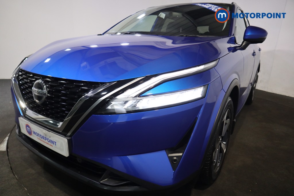 Nissan Qashqai Premiere Edition Manual Petrol SUV - Stock Number (1592024) - 32nd supplementary image