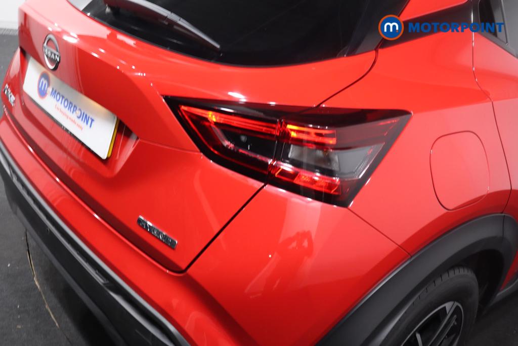 Nissan Juke N-Connecta Automatic Petrol-Electric Hybrid SUV - Stock Number (1592059) - 5th supplementary image