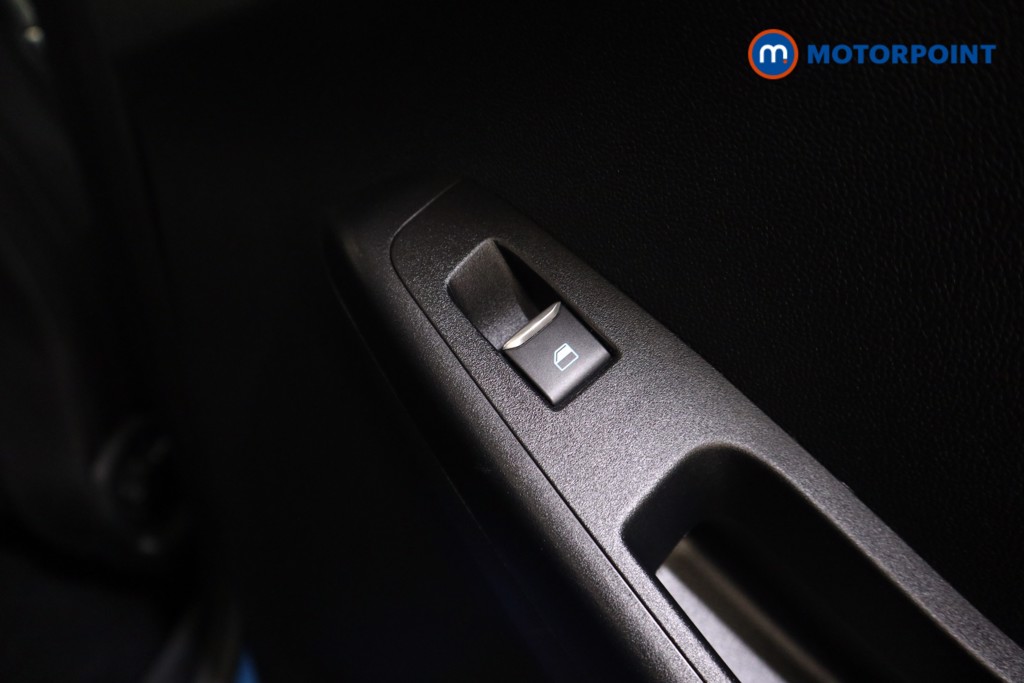 Ford Puma St-Line Vignale Manual Petrol SUV - Stock Number (1592106) - 17th supplementary image