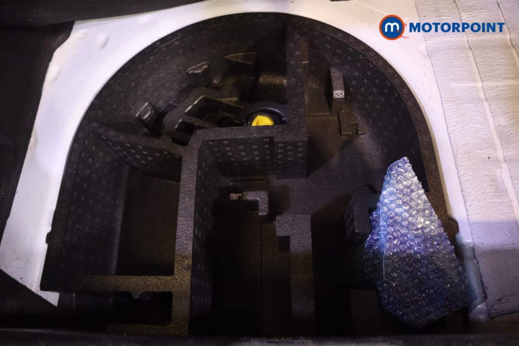 Ford Fiesta Zetec Manual Petrol Hatchback - Stock Number (1592122) - 27th supplementary image