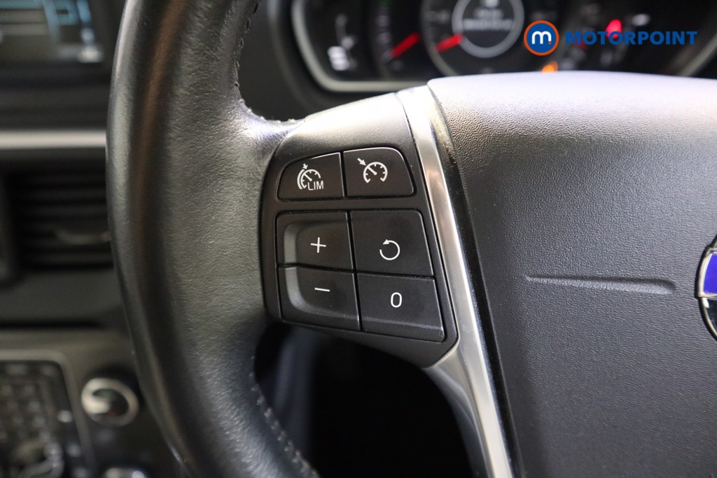 Volvo V40 Cross Country Lux Automatic Diesel Hatchback - Stock Number (1592428) - 3rd supplementary image