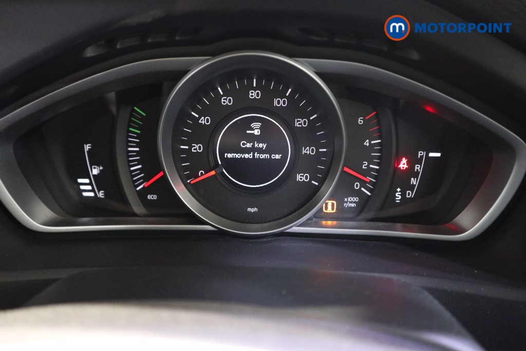 Volvo V40 Cross Country Lux Automatic Diesel Hatchback - Stock Number (1592428) - 5th supplementary image