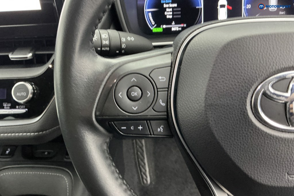 Toyota Corolla Excel Automatic Petrol-Electric Hybrid Estate - Stock Number (1592677) - 12th supplementary image