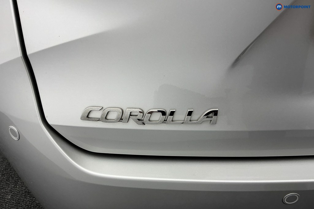Toyota Corolla Excel Automatic Petrol-Electric Hybrid Estate - Stock Number (1592677) - 20th supplementary image