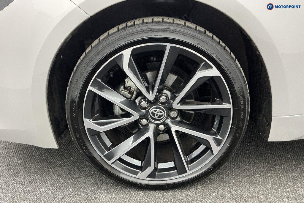 Toyota Corolla Excel Automatic Petrol-Electric Hybrid Estate - Stock Number (1592677) - 24th supplementary image