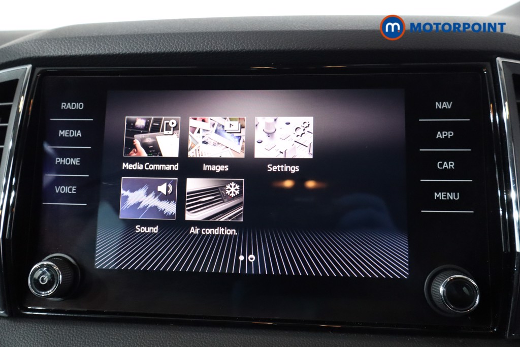 Skoda Karoq Se L Automatic Petrol SUV - Stock Number (1592859) - 2nd supplementary image