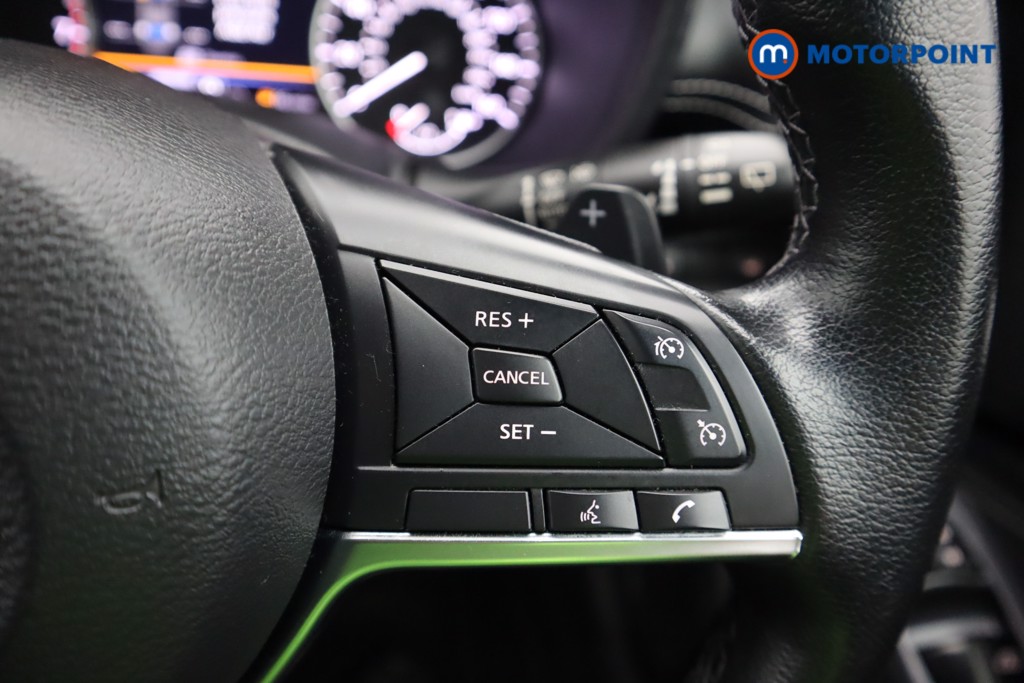 Nissan Juke N-Connecta Automatic Petrol SUV - Stock Number (1593155) - 5th supplementary image