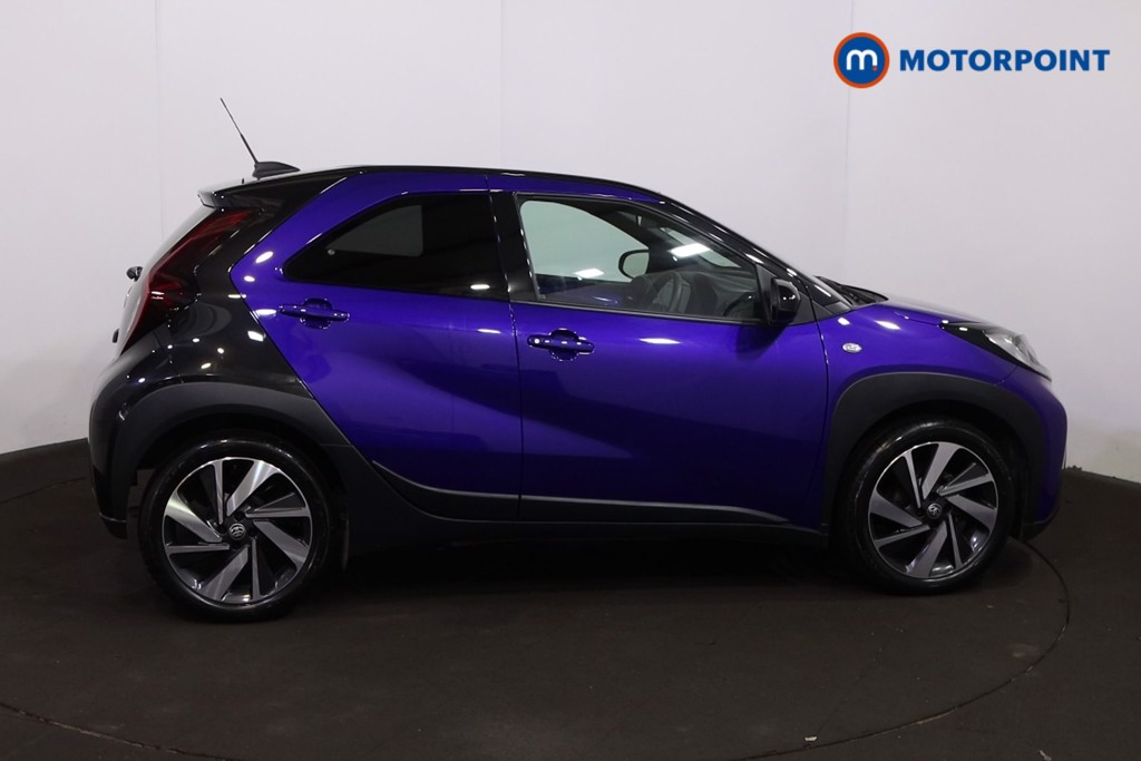 Toyota Aygo X Edge Manual Petrol Hatchback - Stock Number (1593245) - Drivers side